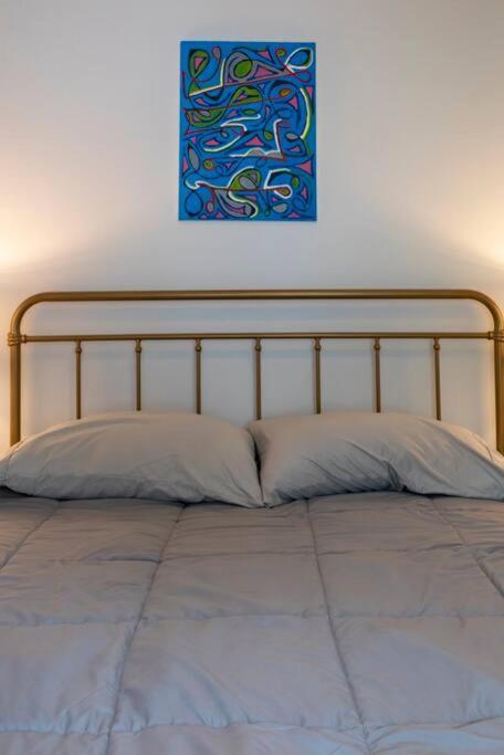 Urban Oasis Easy Access Brand New Apartment Pittsburgh