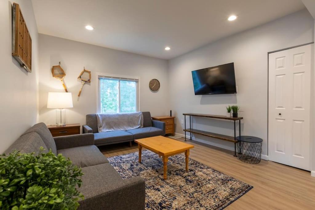 Apartment Urban Oasis Easy Access Brand New *